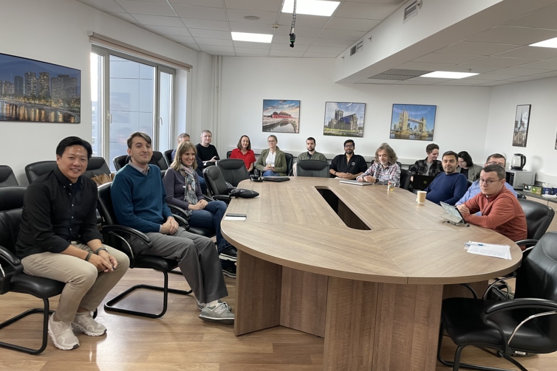 Illustration for news: A Space for Economic Experimentation: LEEF Organises Workshop for Early-Career Researchers