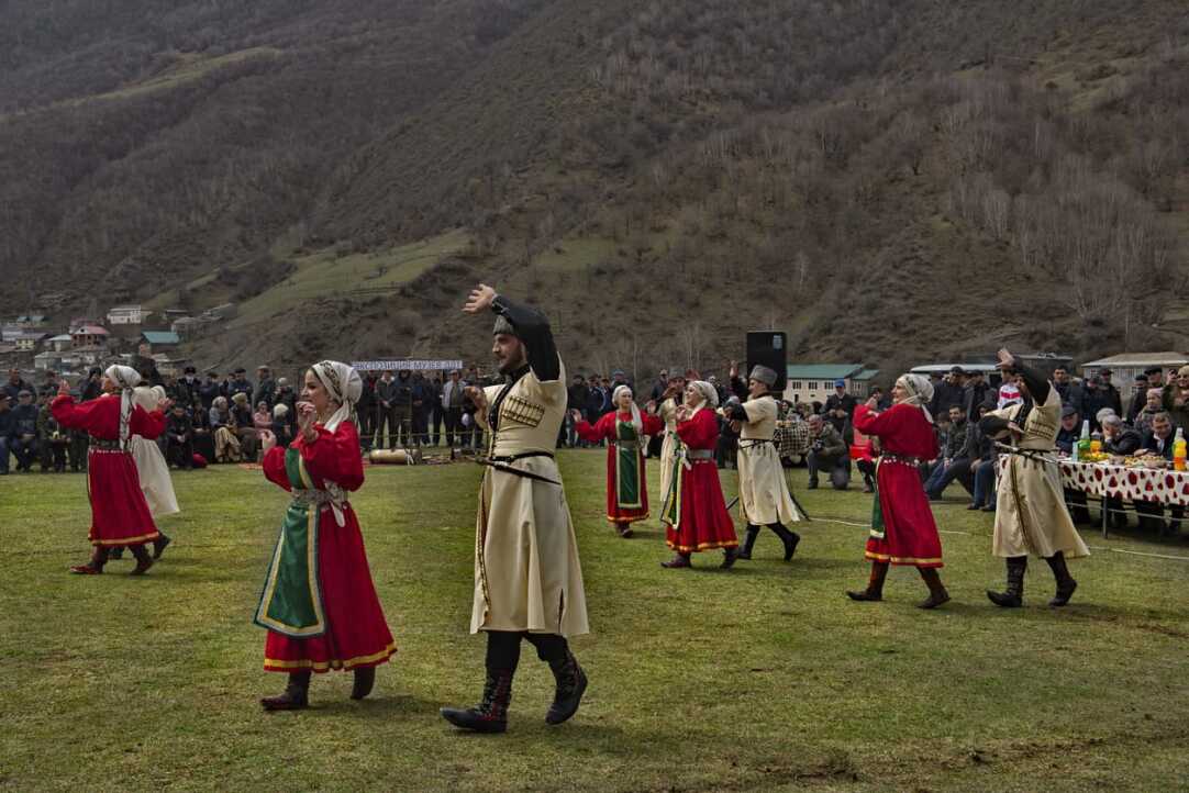 ‘Our Task Is to Promote and Popularise Native Languages’ Illustration for news: ‘Our Task Is to Promote and Popularise Native Languages’