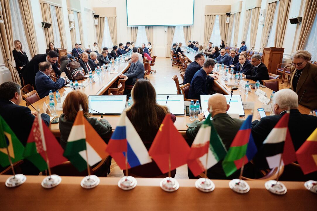 «Наша конференция может начать выработку новой идейной основы для развития человечества» Иллюстрация к новости: «Наша конференция может начать выработку новой идейной основы для развития человечества»